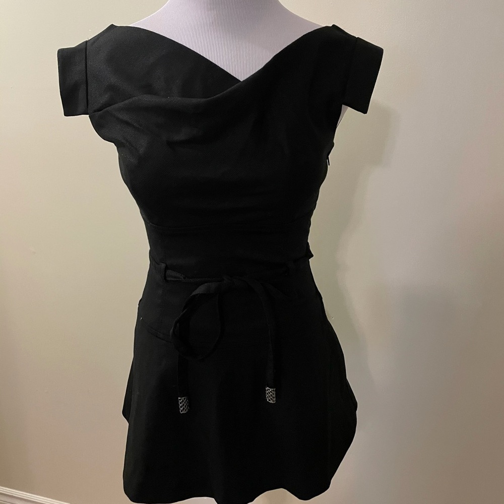 Marciano dressy top with tie belt